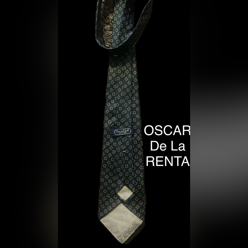 Oscar De La Renta Couture Necktie